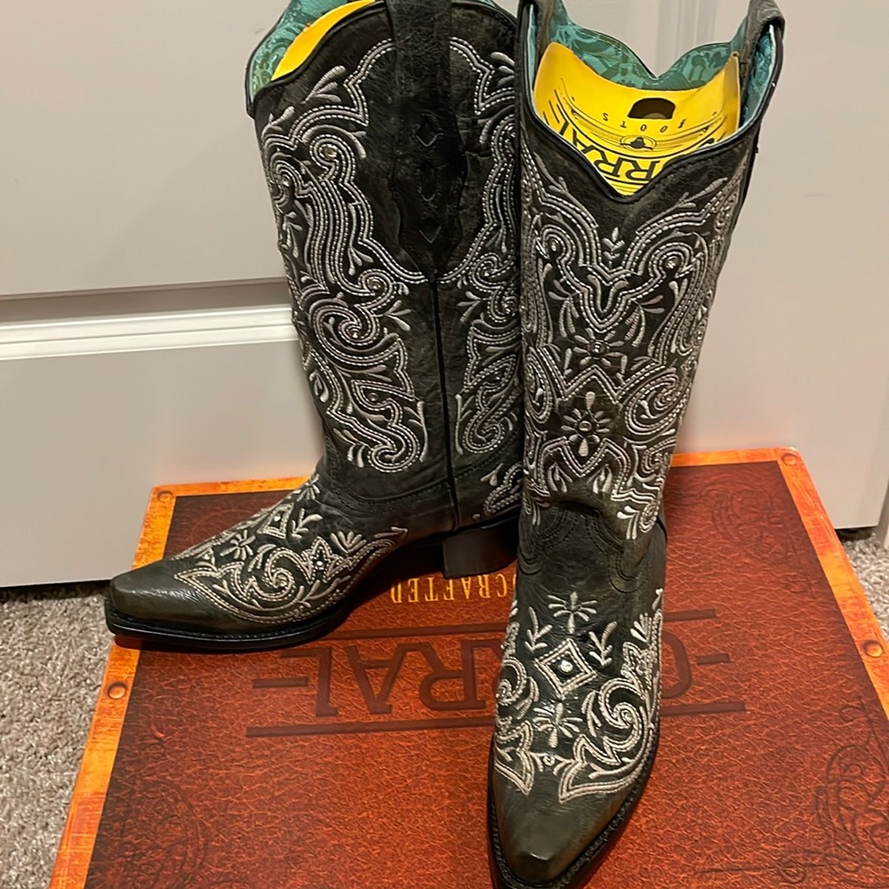 Corral Boots 7.5 Black